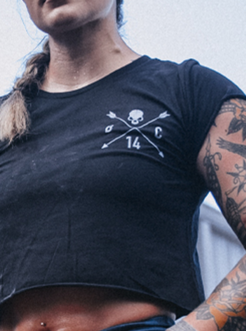 Skull & Arrow Crop T-Shirt - Black