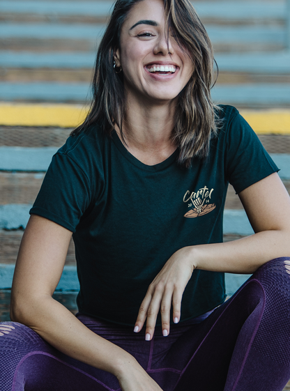 Hang Ten Crop T-Shirt - Black